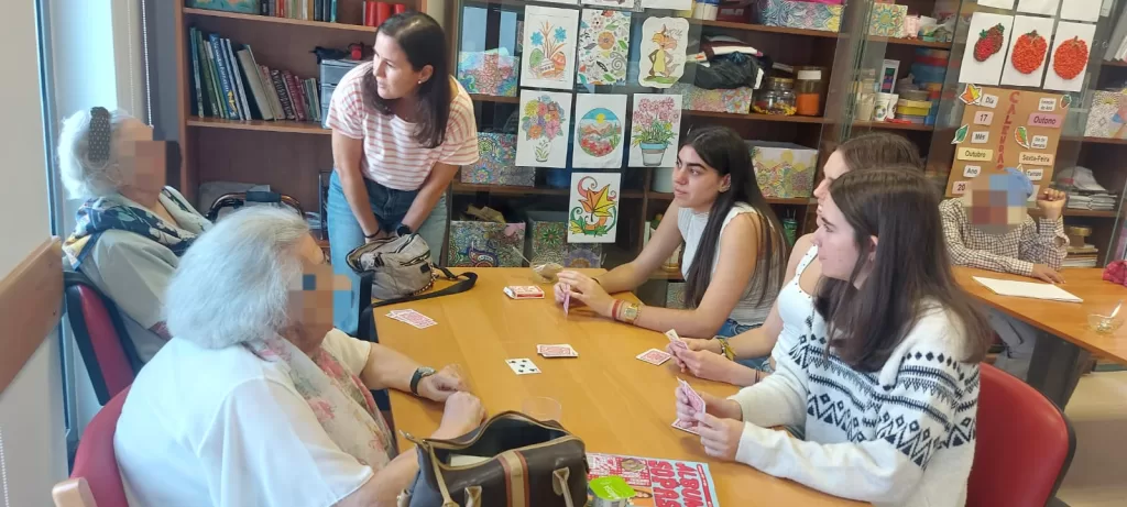 Grupo de Jovens Effathá visitam lar de idosos